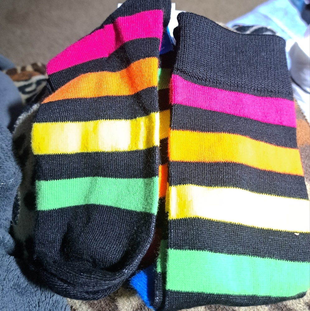 Ŕàinbow knee-high socks - Picture 6 of 8